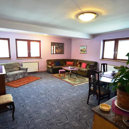 Apartment Jana Apartament *